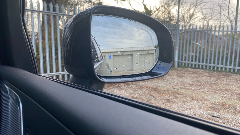 Volvo XC60 2.0 T8 [455] RC PHEV Ultimate Dark 5dr AWD Gtron Estate